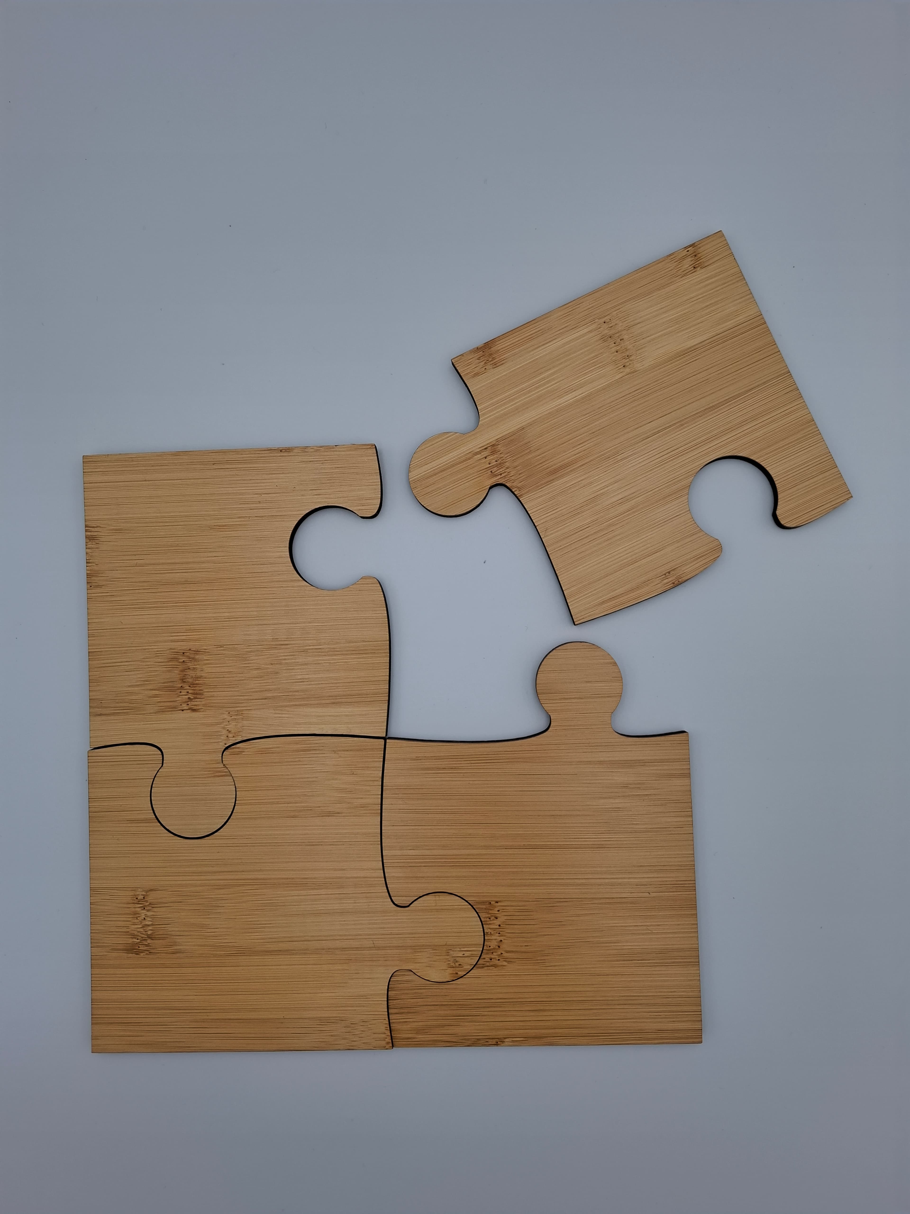 Puzzle en bambou 4 pièces